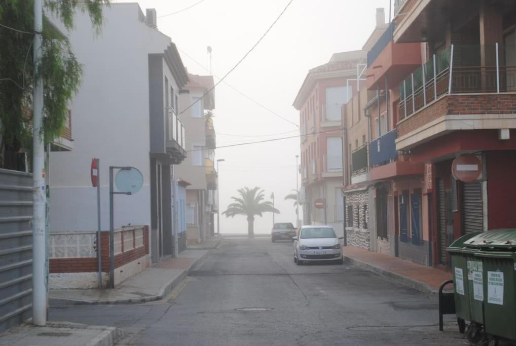 The beach is close but quiet and not noisy Casa reformada ...