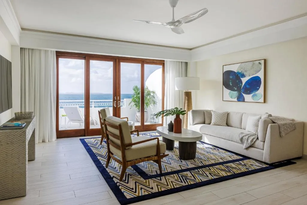 One Bedroom Beachfront Suite - Rendezvous Beach
