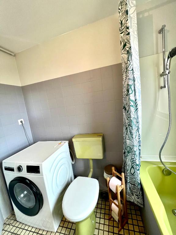 Kúpeľňa v ubytovaní Seppala charmant appartement