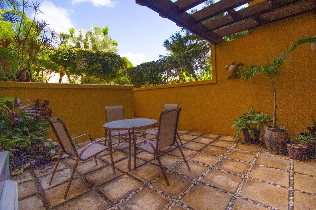 Zahrada ubytování Crystal Cove Oceanfront/ 2 bedroom Condo