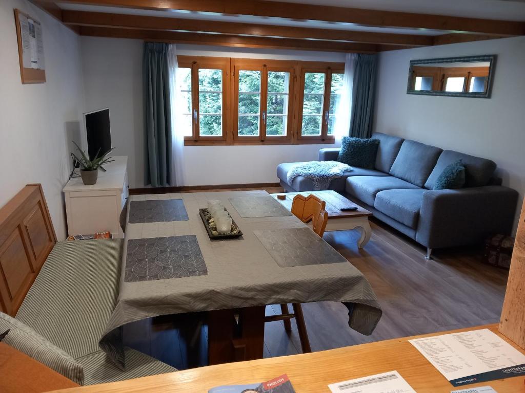 Chalet Elza的休息区