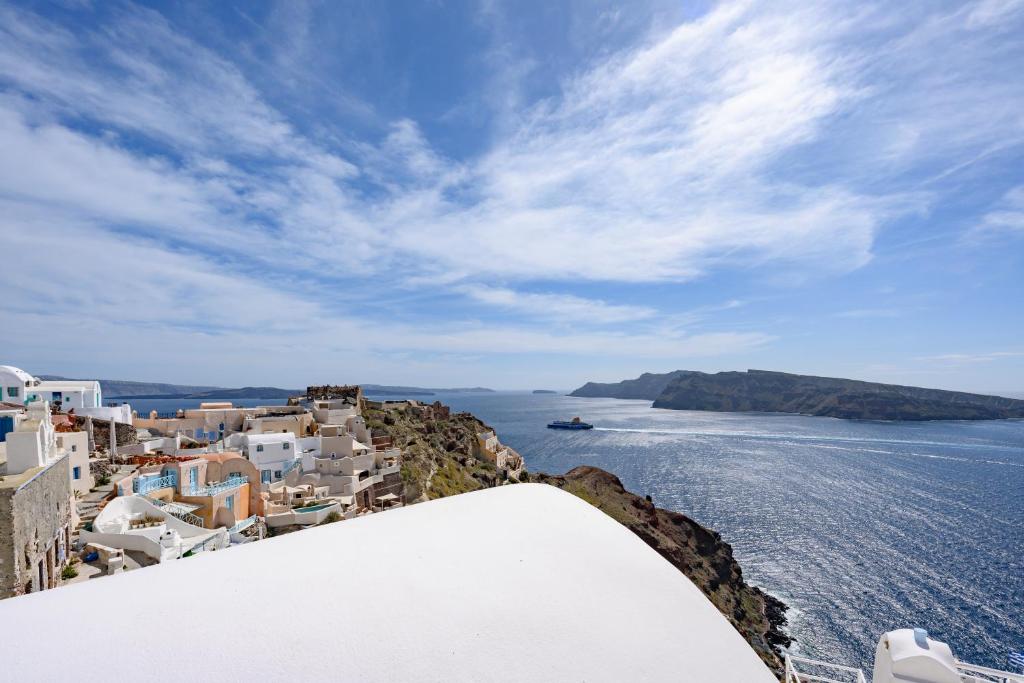 Nano Oia Villas - Superior Villa