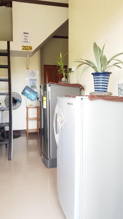 Kuchyň nebo kuchyňský kout v ubytování JZA Transient House