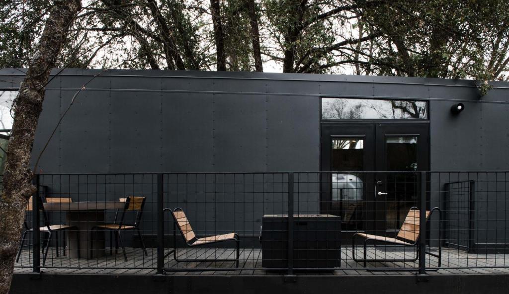 AutoCamp Yosemite - Single Room - Disability Access