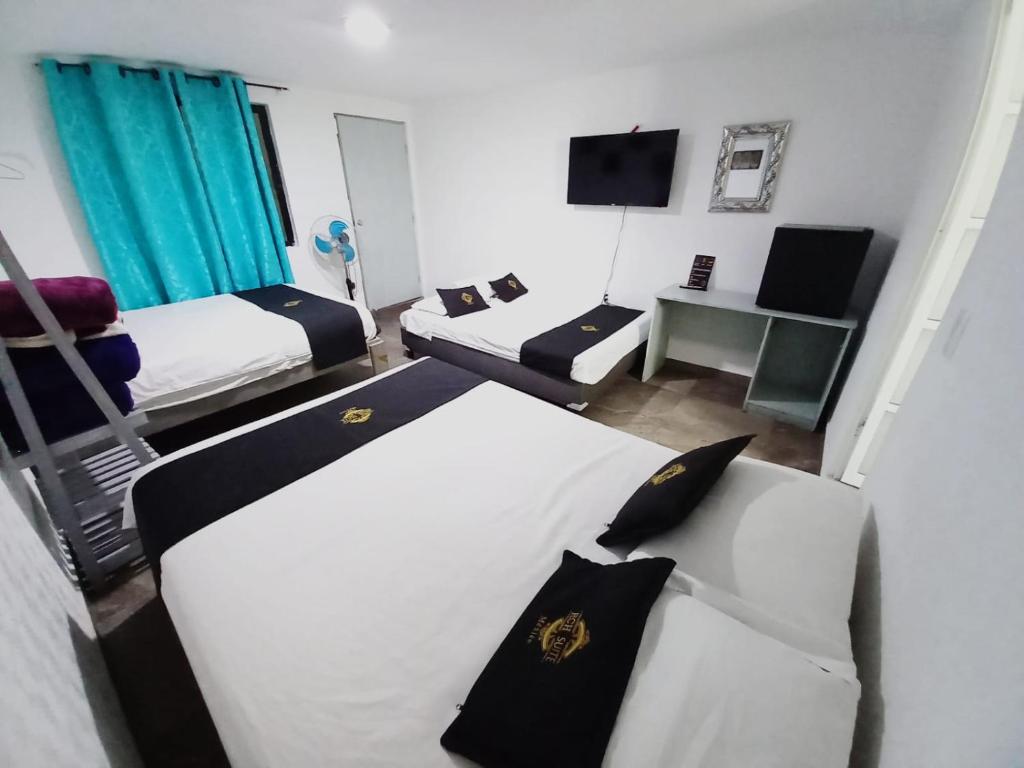 Postel nebo postele na pokoji v ubytování RCH Suite