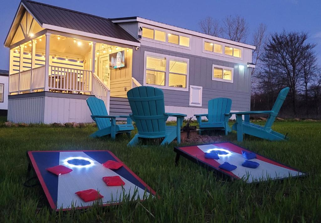 Twin Lakes Tiny Homes of Okmulgee - Casa De Dos Dormitorios