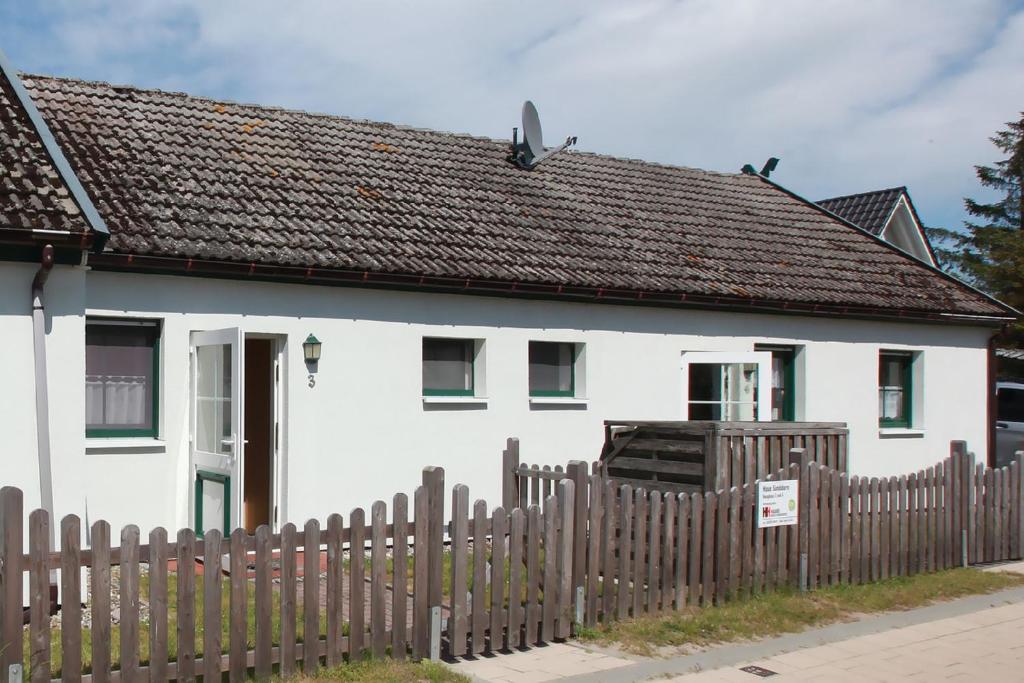 Το κτήριο όπου στεγάζεται  το διαμέρισμα