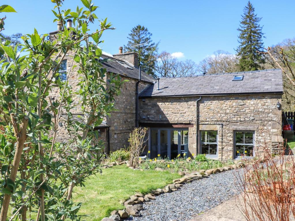 Burnt Mill Cottage, Sedbergh (updated prices 2024)