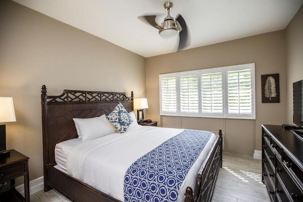 Ports of Call Resort photo