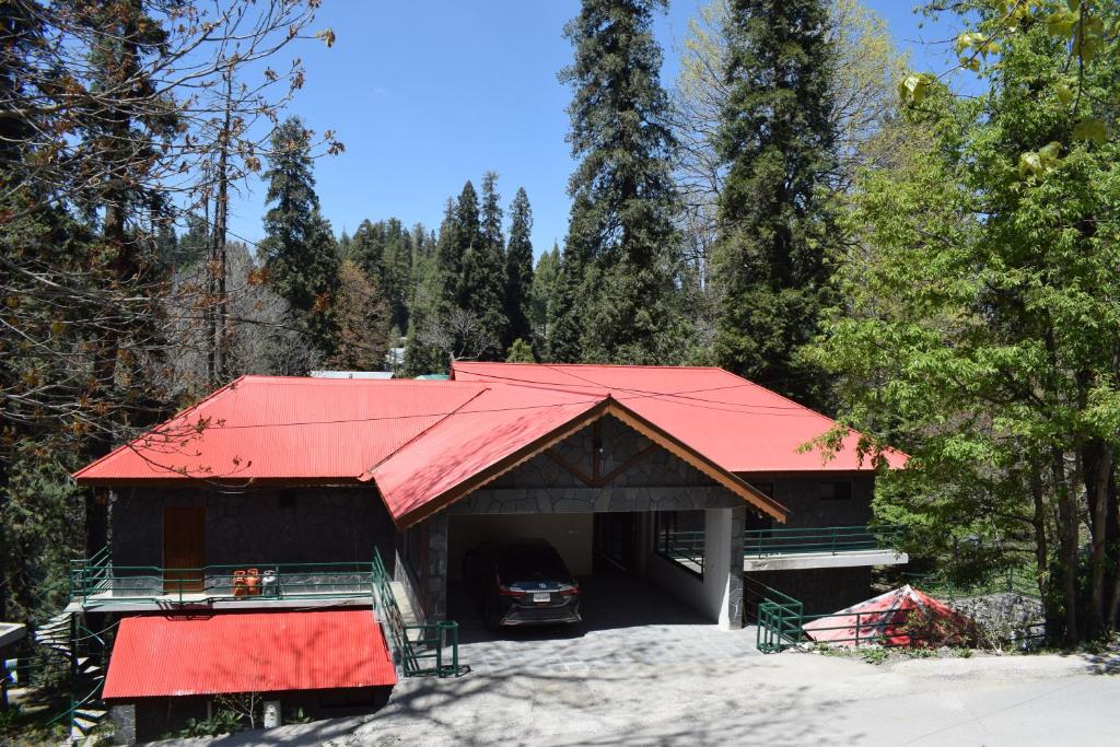 Luxury Cottage Nathiagali, Nathia Gali, Pakistan