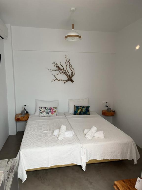 Niriides Hotel Apartments - 3