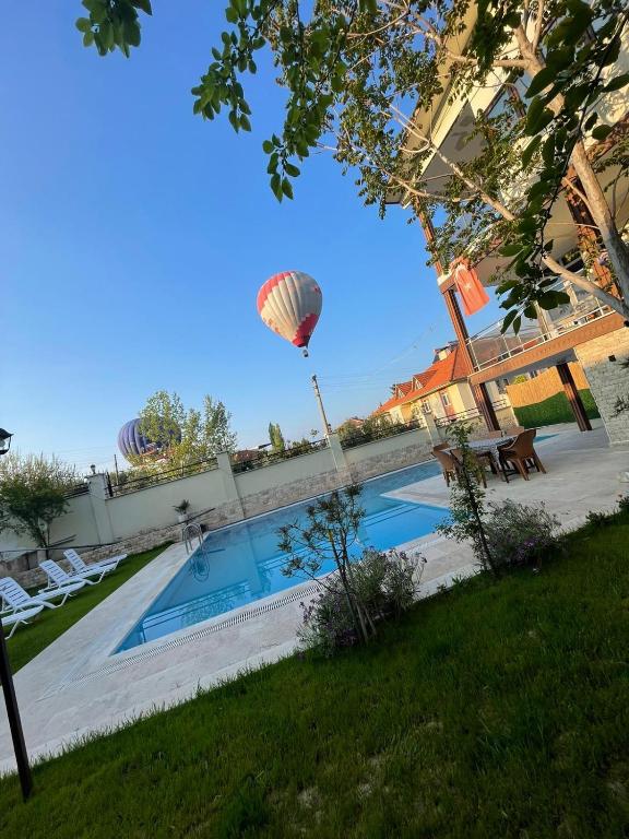 Bazén v ubytování Sirius Pamukkale nebo v jeho okolí