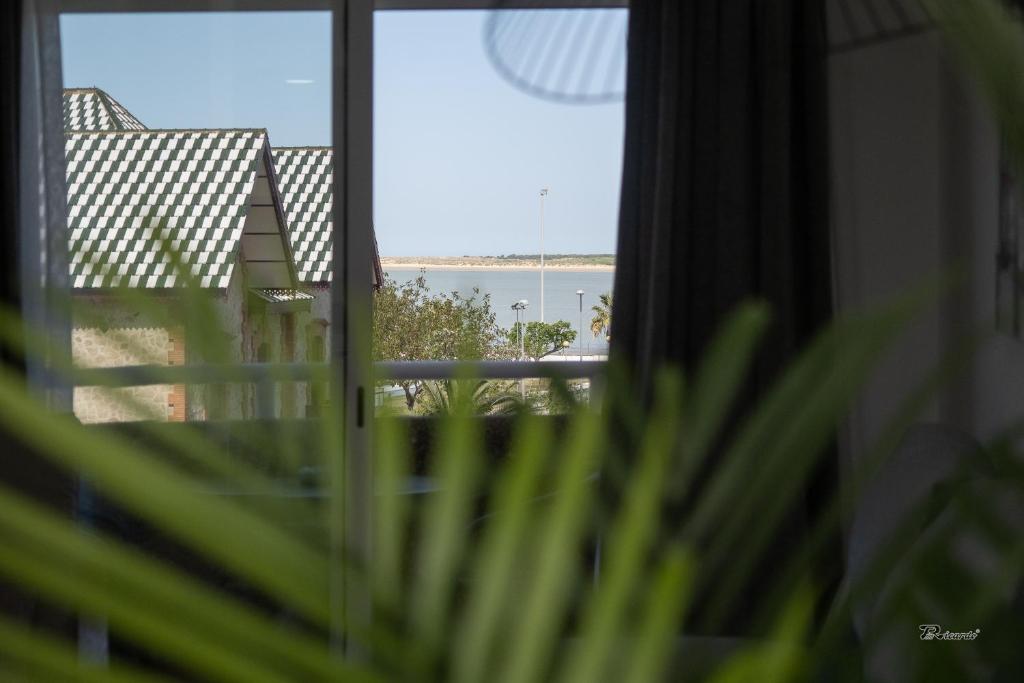 Balkón alebo terasa v ubytovaní Balcón a Doñana