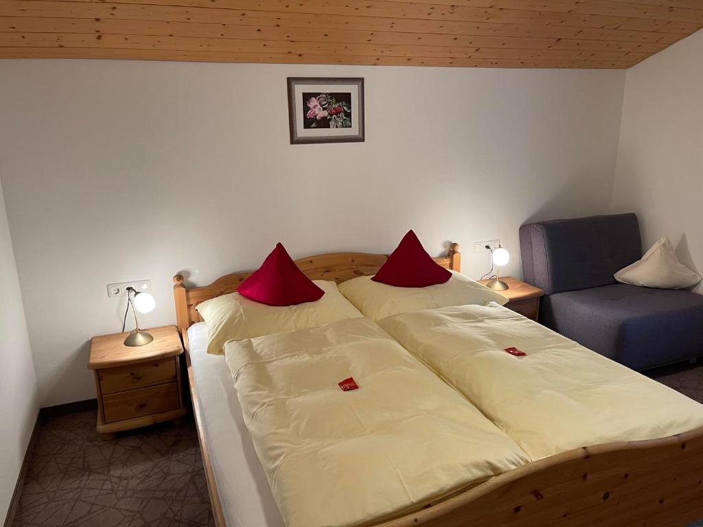 Postel nebo postele na pokoji v ubytování Haus Dagmar