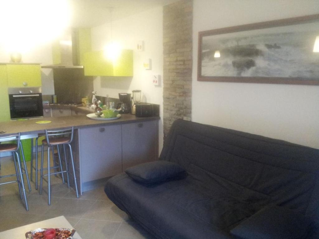 Kuchyňa alebo kuchynka v ubytovaní Location F2 classée 3 étoiles pour des vacances de rêve