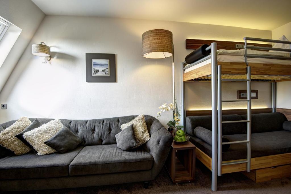 Postel nebo postele na pokoji v ubytování Hotel Am Badepark