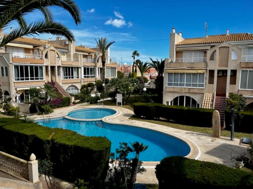 Stunning 2 Bed Apt Los Frutales Torrevieja, Torrevieja ...
