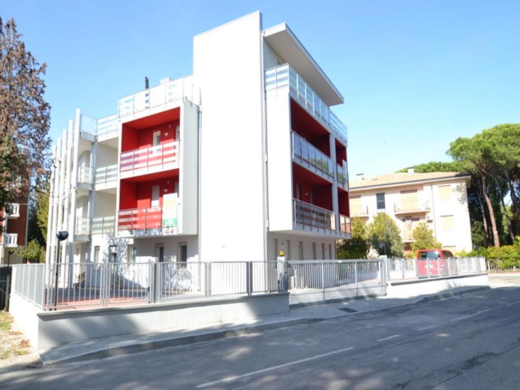 Το κτήριο όπου στεγάζεται  το διαμέρισμα