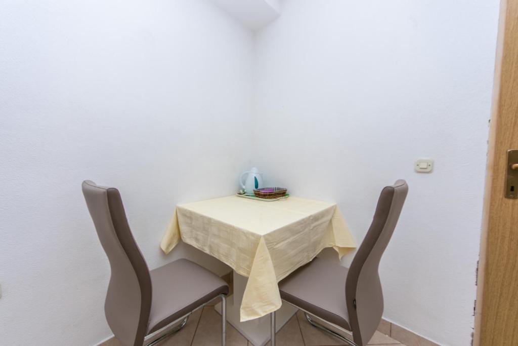 Fotografie z fotogalerie ubytování Apartmani Jakiruša v destinaci Brela