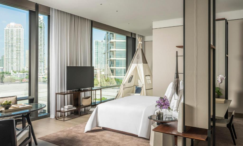Four Seasons Hotel Bangkok at Chao Phraya River - 8