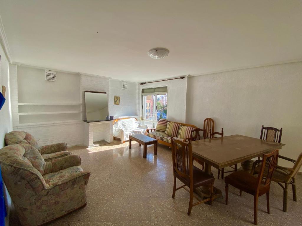 bigger flat ideal for family near beach center and city of ...