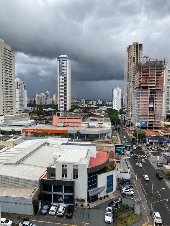 Nespecifikovaný výhled na destinaci Goiânia nebo výhled na město při pohledu z aparthotelu