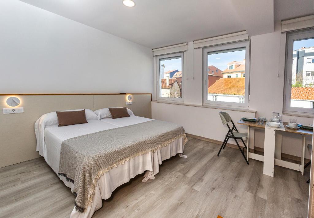 Estudios en Plaza Cabo da Vila centro Muxia, Muxia – Updated ...