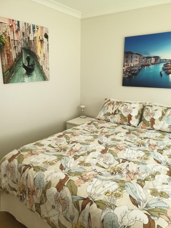 Postel nebo postele na pokoji v ubytování Telperio - Guest suite max 4 Guests