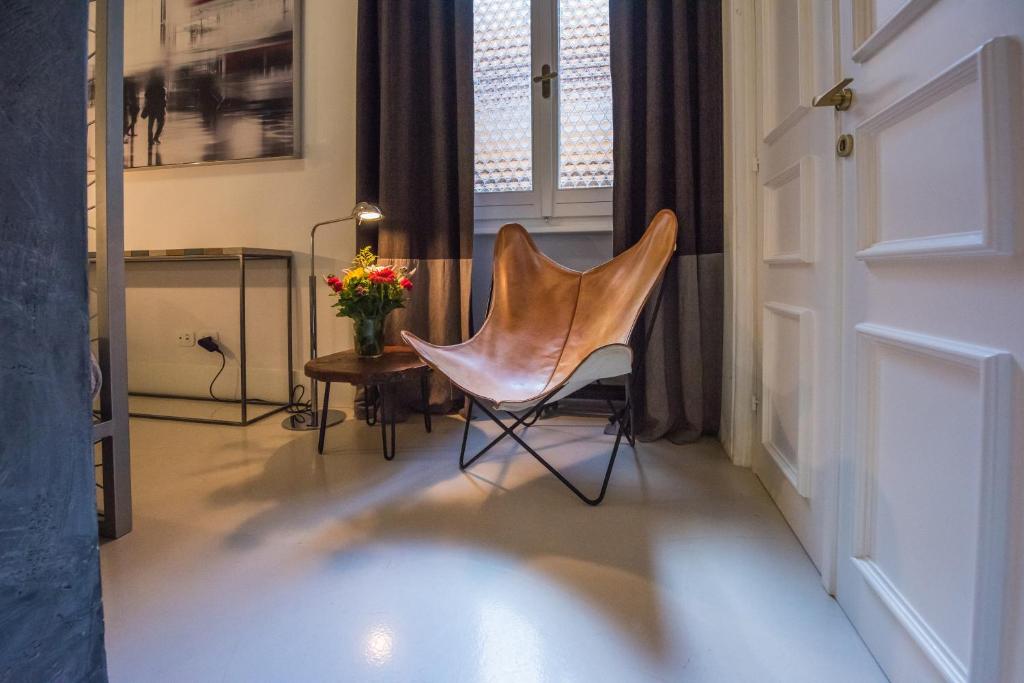 Piazza di Spagna 9 - 18