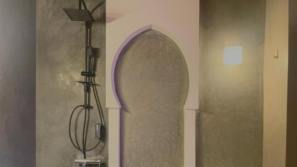 Koupelna v ubytování Riad Pourpre Medina