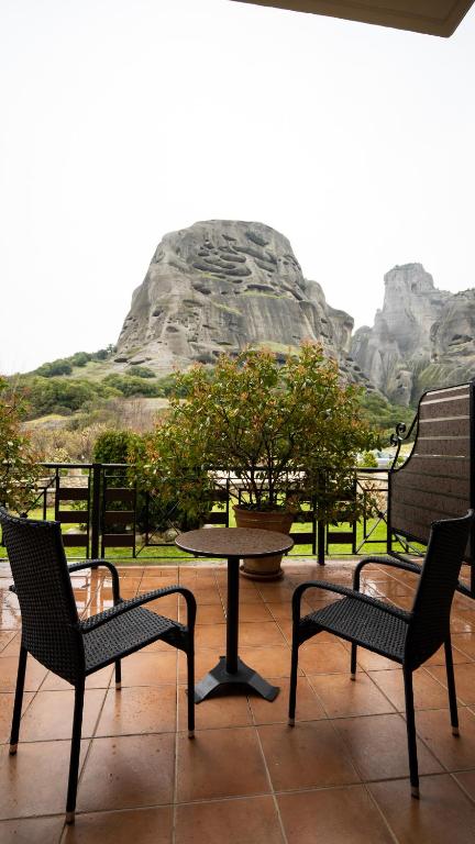 Dellas Boutique Hotel - 7