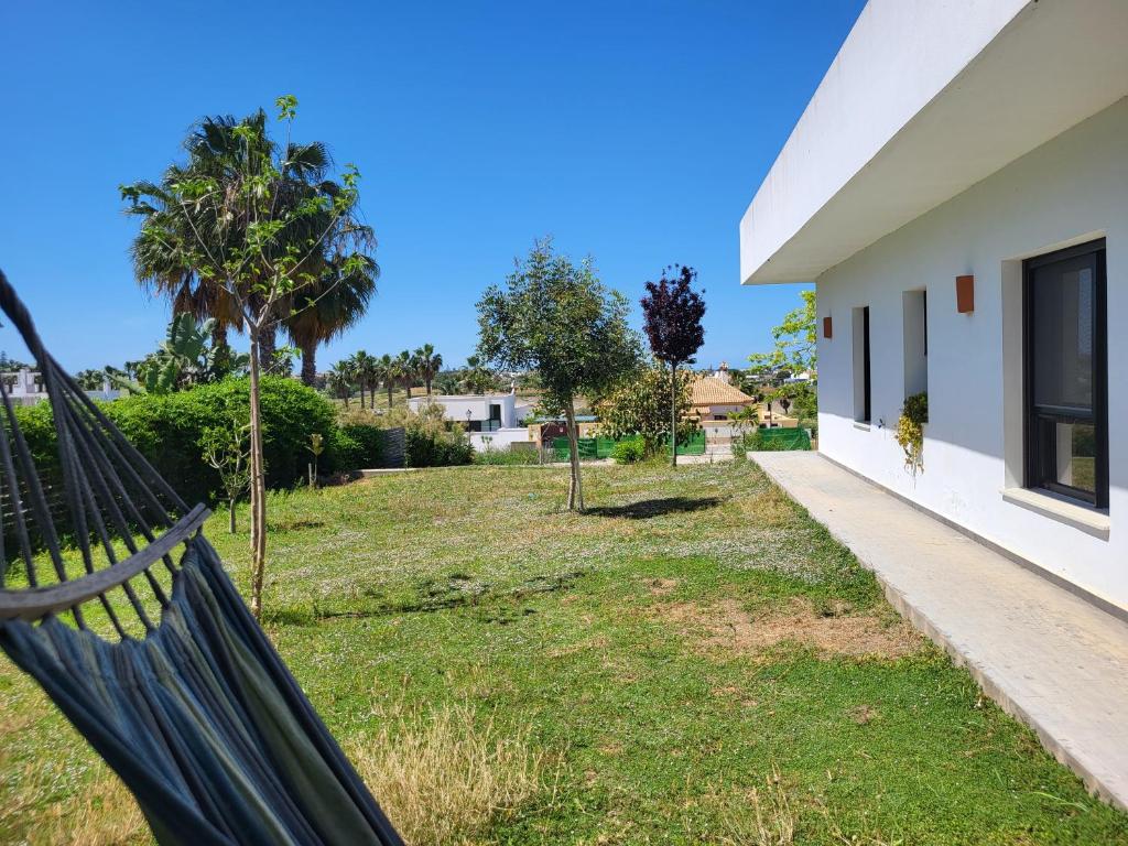Zahrada ubytování Family house with nice garden 10min from Sanlúcar