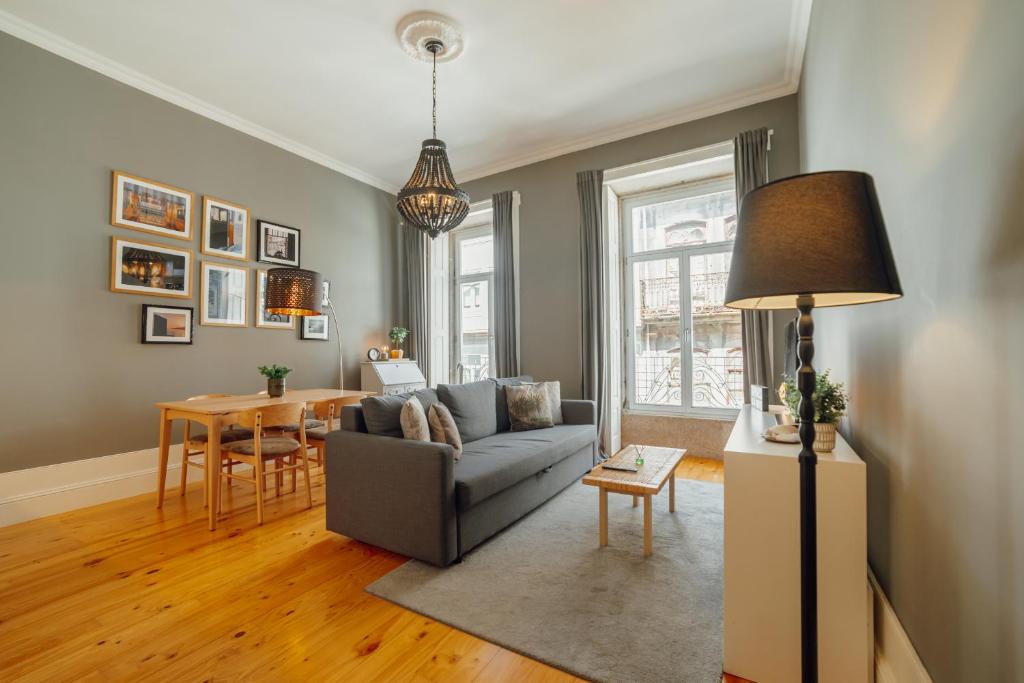 Downtown Excellence Apartment by Vacationy