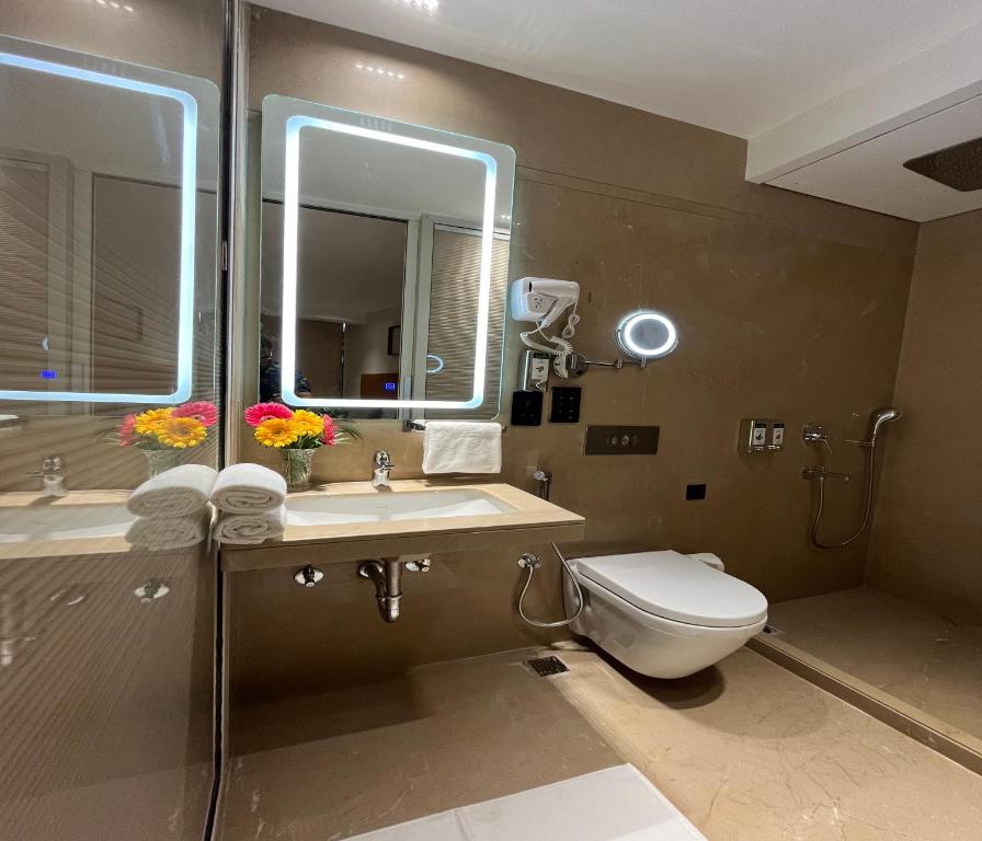 Koupelna v ubytování Morvee Hotels Alipore Kolkata