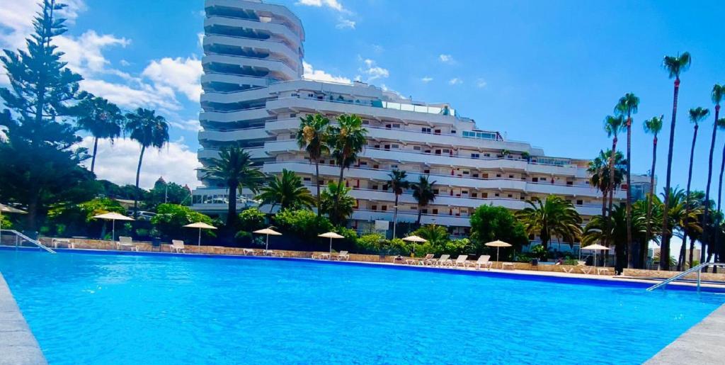 Beach and pool in Playa de las Americas, Playa de las ...