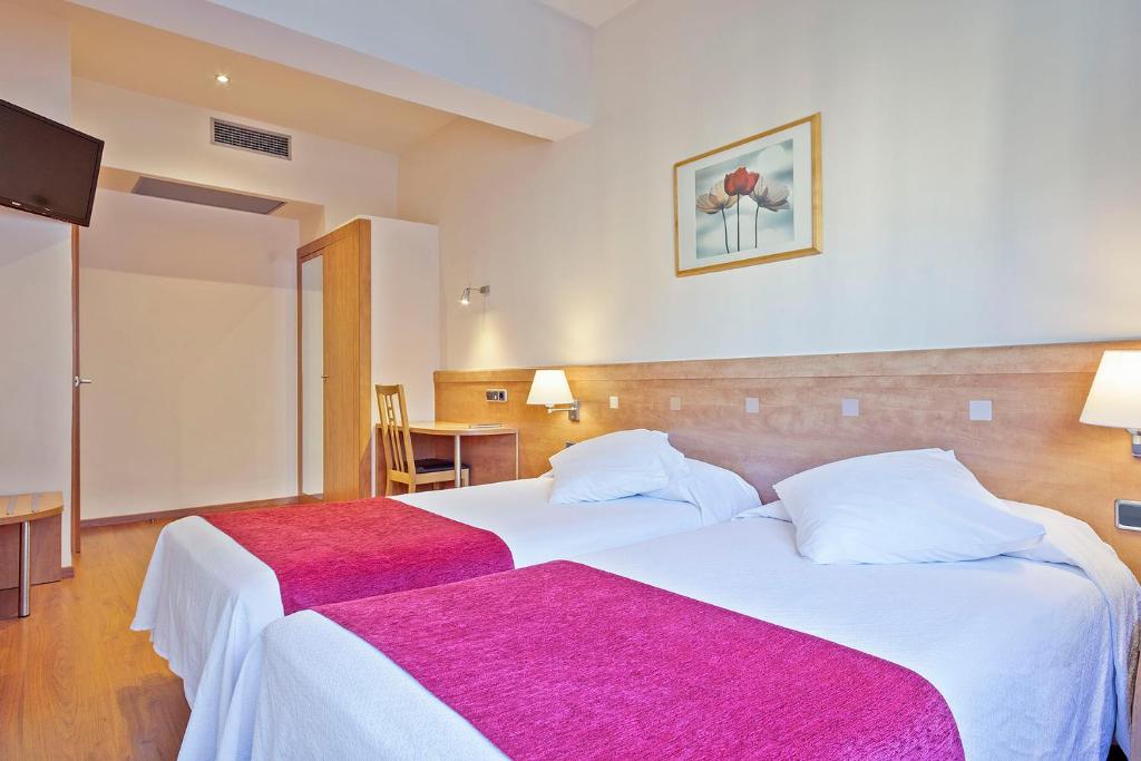 Acta Antibes - Resim 42