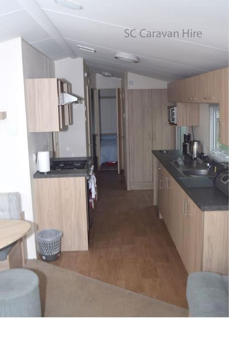 Köök või kööginurk majutusasutuses 3 Bedroom at Seton Sands Caravan Hire