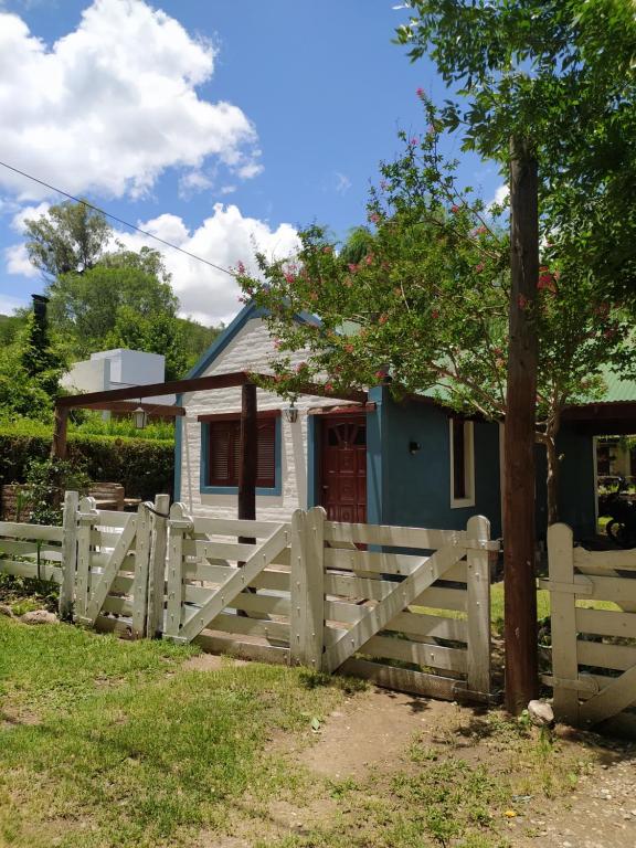 Το κτήριο όπου στεγάζεται  το διαμέρισμα