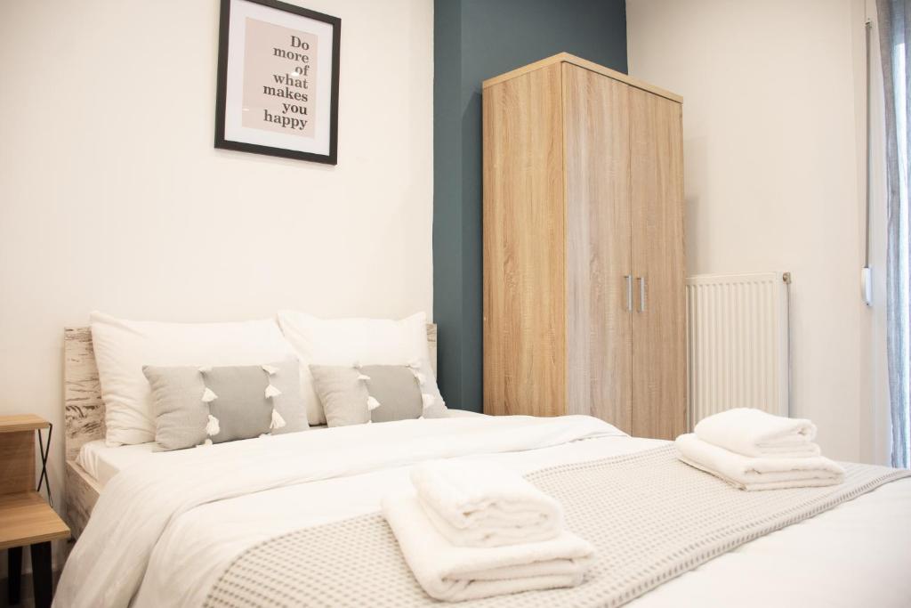 SKG Premium Studios - Housity