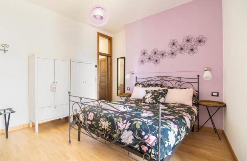 Postel nebo postele na pokoji v ubytování B&B La Dolce Casa Lago di Como