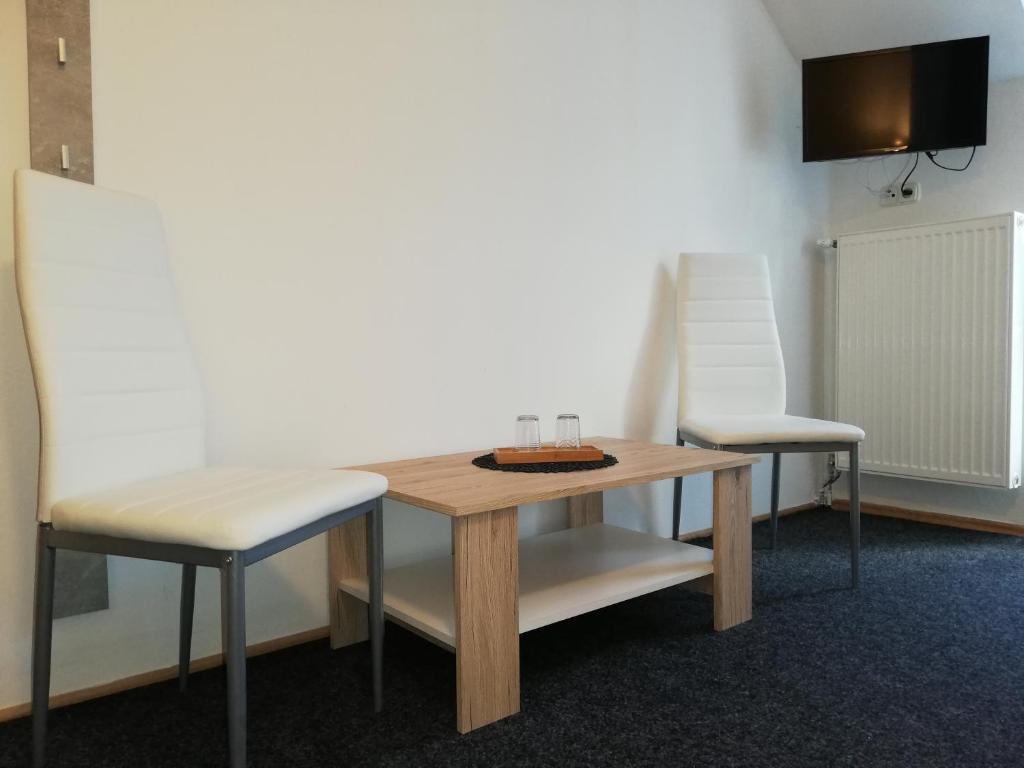 TV a/nebo společenská místnost v ubytování Villa LIKE "garden-grill"