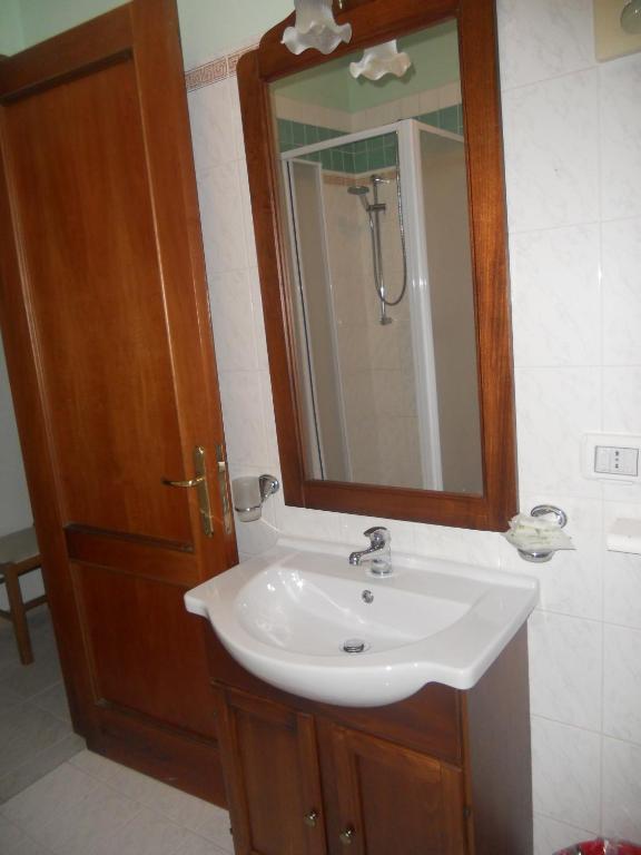 Koupelna v ubytování Hotel Cascia Ristorante