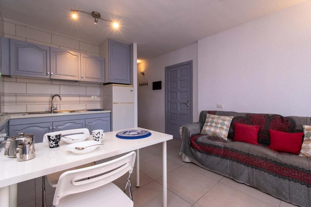 San Marino Studio, Los Cristianos – Updated 2023 Prices