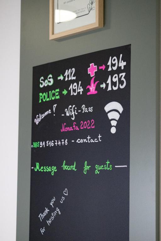 Deluxe Apartment and Studio "Nona Fa" - 18