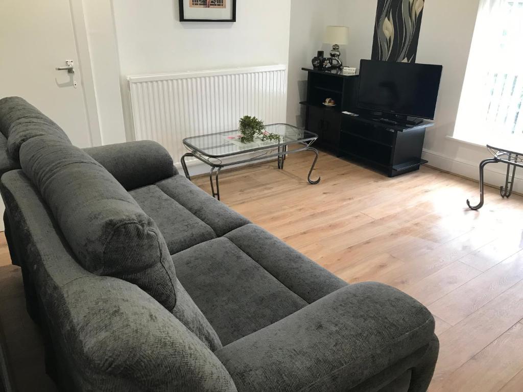 La Suisse Serviced Apartments - Superior Double Room