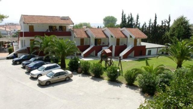 Budova, kde se aparthotel nachází