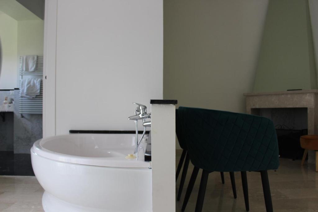 LE CANONICHE NEL MATESE ALBERGO DIFFUSO - Suite With Spa Bath