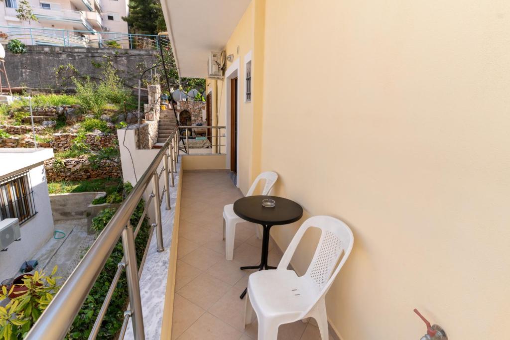 Sheme's Apartments - Estúdio Com Varanda