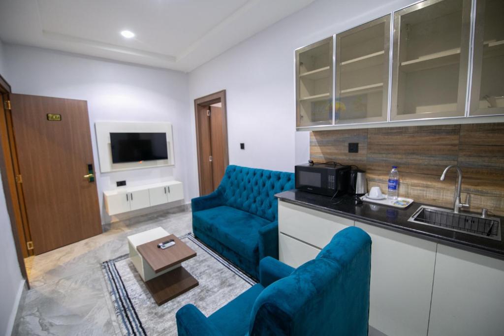 Kuchyň nebo kuchyňský kout v ubytování Tranquila Hotels and Suites Abuja