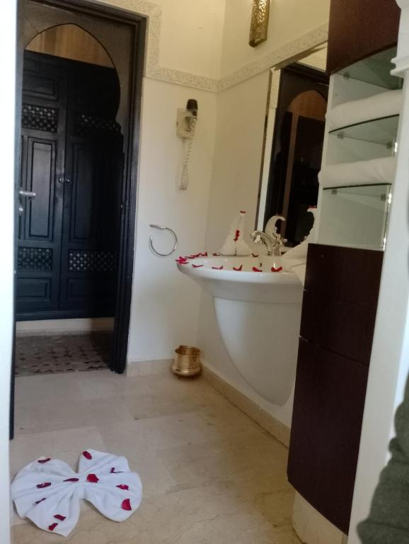 Koupelna v ubytování Riad Marrakech By Hivernage